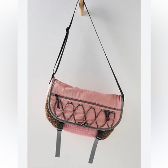 Free People Movement Playoff Sherpa Messenger Bag - Picture 1 of 9